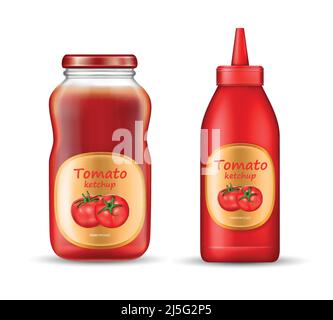 Set vettoriale realistico con due bottiglie di ketchup, vasetti in plastica e vetro con coperchi chiusi ed etichette isolate su sfondo. Salsa di pomodoro rosso, pasta, Illustrazione Vettoriale