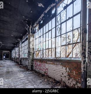 Abbandonato Plymouth Road Office Complex, ex sede centrale della AMC Engineering, Detroit, Michigan, USA Foto Stock