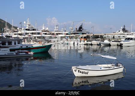 Castellammare di Stabia - Scorcio del porto turistico Foto Stock