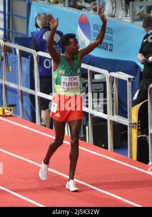 Samuel TEFERA di Etiope finale 1500 M uomini durante i Campionati mondiali indoor 2022 il 20 marzo 2022 alla Stark Arena di Belgrado, Serbia - Foto Laurent Lairys / Foto Stock