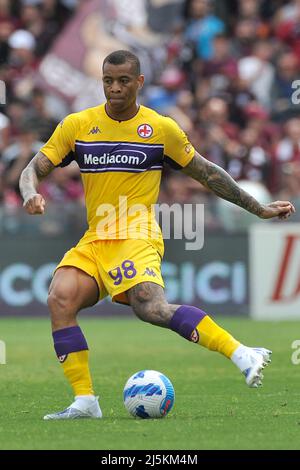 Salerno, Italia. 24th Apr 2022. Igor giocatore di Fiorentina, durante la partita della Serie Italiana A tra Salernitana e Fiorentina risultato finale, Salernitana 2, Fiorentina 1, partita disputata allo Stadio Arechi. Salerno, Italia, 24 aprile 2022. (Foto di Vincenzo Izzo/Sipa USA) Credit: Sipa USA/Alamy Live News Foto Stock