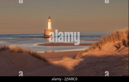 Faro di Rattray Head ad Aberdeenshire - Scozia Foto Stock