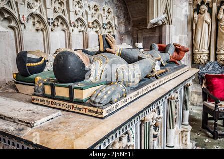 Tomba di Sir Robert Townshend costruita nel 1581 nella chiesa di St Laurence Ludlow. La chiesa stessa è stupefacente, sicuramente una delle migliori chiese inglesi Foto Stock