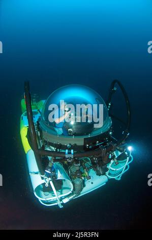 Avventura in alto mare con un sottomarino, Isole Cocos, Costa Rica, America Centrale, America Foto Stock