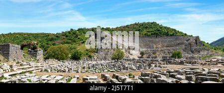 Foto di grande anfiteatro nella città antica di efeso. Foto Stock