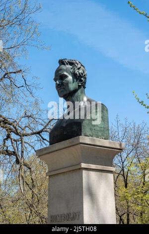 Alexander von Humboldt Bust, Central Park West, New York 2022 Foto Stock