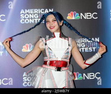 25 aprile 2022, Universal City, CA, USA: LOS ANGELES - Apr 25: Alexa al Concorso di canzoni del Americaâ Semifinali Red Carpet presso gli Universal Studios il 25 aprile 2022 a Universal City, CA (Credit Image: © Kay Blake/ZUMA Press Wire) Foto Stock