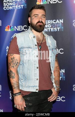 25 aprile 2022, Universal City, CA, USA: LOS ANGELES - Apr 25: Hueston al Concorso di canzoni del Americaâ Semifinali Red Carpet presso gli Universal Studios il 25 aprile 2022 a Universal City, CA (Credit Image: © Kay Blake/ZUMA Press Wire) Foto Stock