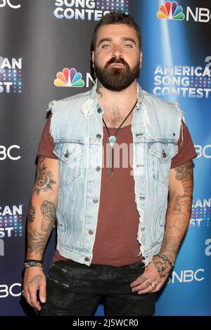 25 aprile 2022, Universal City, CA, USA: LOS ANGELES - Apr 25: Hueston al Concorso di canzoni del Americaâ Semifinali Red Carpet presso gli Universal Studios il 25 aprile 2022 a Universal City, CA (Credit Image: © Kay Blake/ZUMA Press Wire) Foto Stock