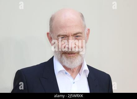 JK Simmons, Downton Abbey: A New era - World Premiere, Leicester Square, Londra, UK, 25 aprile 2022, Foto di Richard Goldschmidt Foto Stock