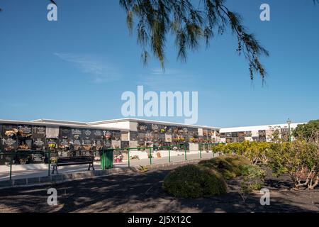 Cimitero a Teguise a Lanzarote, le isole Carnarie in Spagna è molto tradizionale Foto Stock