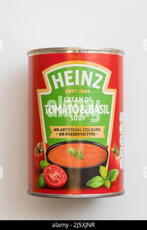 Scatola di Heinz crema di pomodoro e basilico zuppa Foto Stock