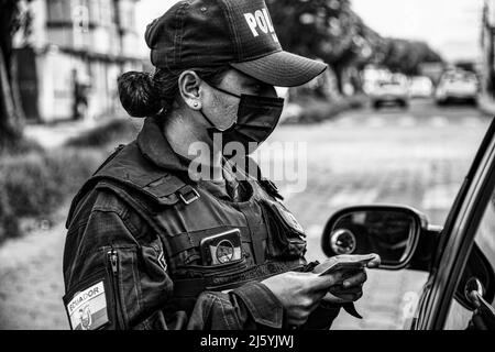 Controllo della polizia in Ecuador, Tulcan, immigrazione illegale, Sud America Foto Stock