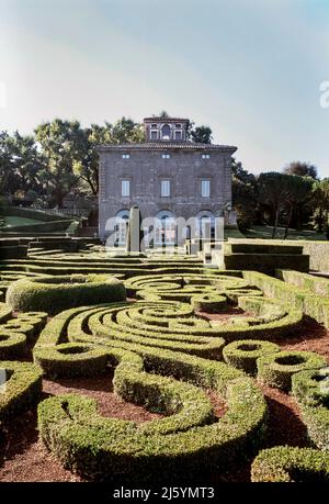 Bagnaia, Villa Lante, Gartenanlage, Wasserparterre und Palazzina Gambara Foto Stock