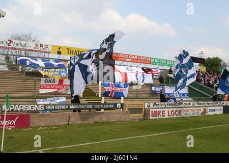 Stockport County Fans Flags in away End Yeovil Town Football Club Foto Stock