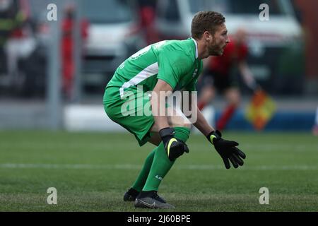 Como, Italia. 25th Apr 2022. Stefano Gori (Como 1907) durante Como 1907 vs LR Vicenza, partita di calcio italiana Serie B a Como, Italia, Aprile 25 2022 Credit: Independent Photo Agency/Alamy Live News Foto Stock