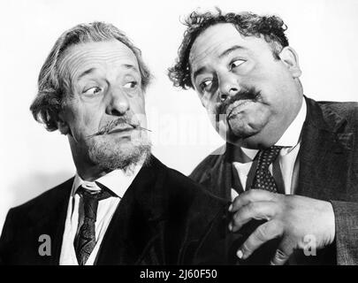 Luis Alberni, Henry Armetta, sul set del film, 'A Bell for Adano', 20th Century-Fox, 1945 Foto Stock