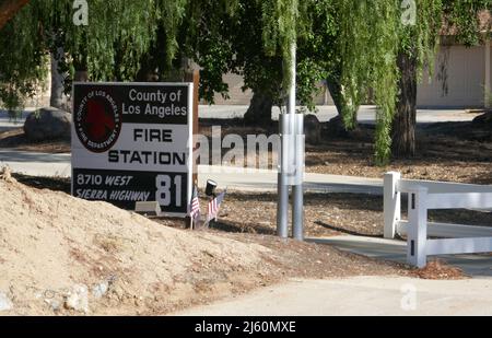 Agua Dulce, California, USA 17th Aprile 2022 una visione generale dell'atmosfera della stazione dei vigili del fuoco 81 ad Agua Dulce dove il pompiere Jonathan Patrick Tatone sparò e uccise Tony Carlon, poi si suicidò il 21 Giugno 2021 mostrato qui il 17 Aprile 2022 ad Agua Dulce, California, USA. Foto di Barry King/Alamy Stock Foto Foto Stock