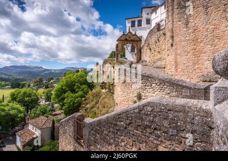 Antico sentiero nel piccolo villaggio di Ronda città moresca Foto Stock