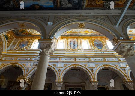 All'interno della chiesa cattedrale di Matera. Il Duomo si trova nel quartiere Sasso Caveoso di Matera, Basilicata, Italia Meridionale, Foto Stock