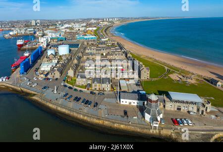 Vista aerea del distretto storico di Footed, o Fittie, ad Aberdeen, Aberdeenshire, Scozia, REGNO UNITO Foto Stock