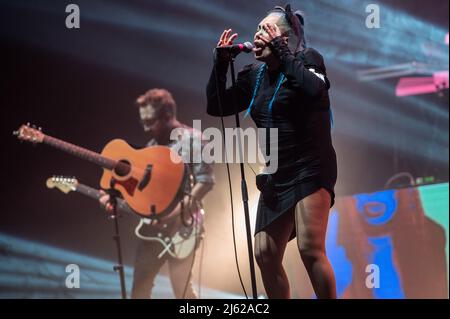 Bergamo, Italia. 26th Apr 2022. Loredana Berte live at Creberg Teatro durante Loredana Berte in Manifesto Tour 2022, cantante italiano Concerto di Musica a Bergamo, Aprile 26 2022 Credit: Independent Photo Agency/Alamy Live News Foto Stock