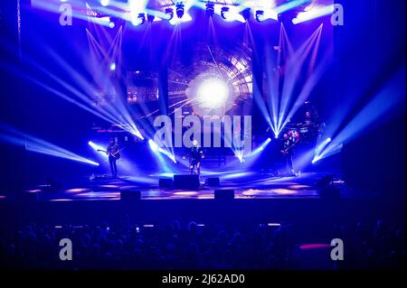 Bergamo, Italia. 26th Apr 2022. Loredana Berte live at Creberg Teatro durante Loredana Berte in Manifesto Tour 2022, cantante italiano Concerto di Musica a Bergamo, Aprile 26 2022 Credit: Independent Photo Agency/Alamy Live News Foto Stock