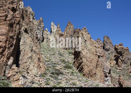 Roques de Garcia - Vista dal sentiero escursionistico Sendero 3 nel Parco Nazionale del Teide a Tenerife Foto Stock