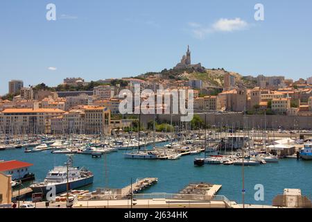 Marsiglia porto dello skyline della città, Marsiglia, Francia Foto Stock