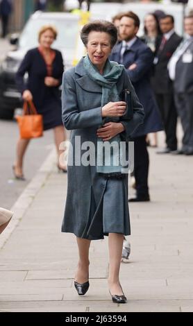 La Principessa reale, patrona del Royal College of Midwives (RCM), arriva per una visita alla loro sede centrale a Londra, per conoscere il modo in cui l'RCM e il RCOG stanno lavorando insieme per migliorare l'assistenza sanitaria materna e incontrare i rappresentanti del Tommy's National Center for Maternity Improvement. Data foto: Mercoledì 27 aprile 2022. Foto Stock