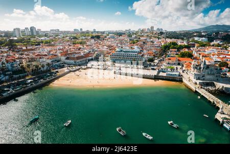 Veduta aerea della baia di Cascais, Portogallo Foto Stock