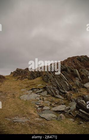 Buttermere Valley vista dal famoso fiume Haystack e dal picco di Haystack, Lake District National Park, Cumbria, Inghilterra, Regno Unito Foto Stock