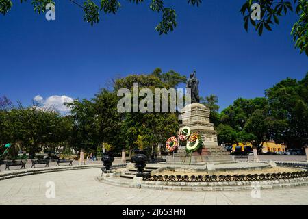 Monumento Benito Juarez nel parco cittadino di El Llano a Oaxaca de Juárez City, Oaxaca, Messico. Eroe nazionale e presidente (1861–72) Foto Stock