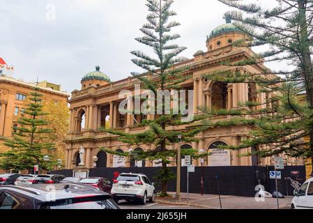 L'ufficio postale di Newcastle è stato costruito nel 1902-03 in base ad un design accademico classico creato dall'architetto governativo NSW Walter L Vernon Foto Stock