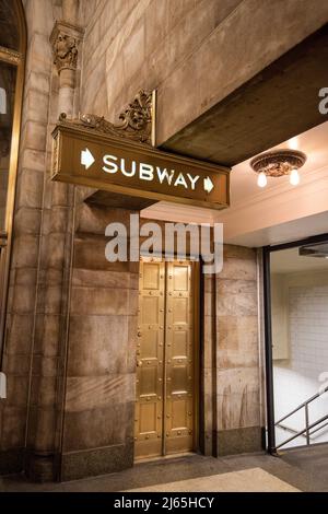 Lobby interna del Bowery Savings Bank Building a Manhattan, New York Foto Stock