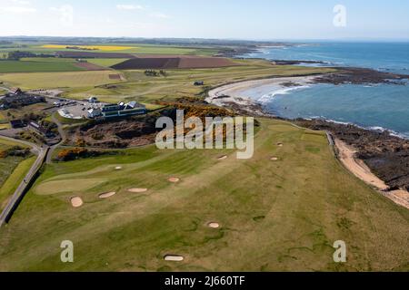 Vista aerea di Balcomie Links, Crail Golf Society, Crail, Scozia Foto Stock
