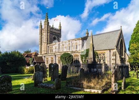 Chiesa di Santa Maria e di tutti i Santi, Beaconsfield, Buckinghamshire, Inghilterra Foto Stock