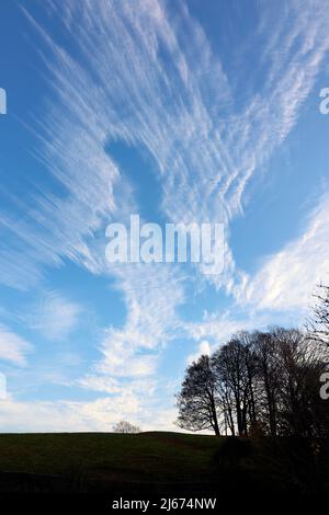 Formazione di nuvole Derbyshire Inghilterra Foto Stock