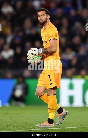 LEICESTER, REGNO UNITO. APRILE 28th Rui Patricio di AS Roma durante la semifinale 1st della UEFA Europa Conference League tra Leicester City e AS Roma al King Power Stadium di Leicester giovedì 28th aprile 2022. (Credit: Jon Hobley | MI News) Foto Stock