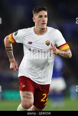 Leicester, Regno Unito. 28th aprile 2022. Nicolo Zaniolo di AS Roma durante la partita della UEFA Europa Conference League al King Power Stadium di Leicester. Il credito dell'immagine dovrebbe leggere: Darren Staples / Sportimage Credit: Sportimage/Alamy Live News Foto Stock