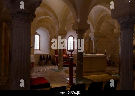 Affreschi all'interno della cripta della Cattedrale di Otranto. Otranto. La cattedrale cattolica romana, dedicata all'Annunciazione della Vergine Maria. È l'archivio Foto Stock