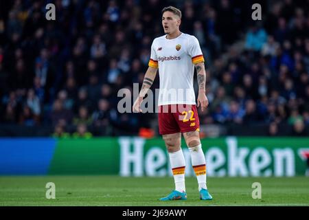 Leicester, Regno Unito. 28th Apr 2022. LEICESTER, INGHILTERRA - APRILE 28: Nicolo Zaniolo di AS Roma durante la semifinale della UEFA Conference League tappa uno tra Leicester City e AS Roma al King Power Stadium il 28 aprile 2022 a Leicester, Regno Unito. (Foto di Sebastian Frej) Credit: Sebo47/Alamy Live News Foto Stock