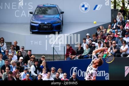 Monaco di Baviera, Germania. 29th Apr 2022. 29 Aprile 2022, Baviera, Monaco: Tennis: ATP Tour - Monaco, Singles, Men, Quarterfinals. Otto (Germania) - TABILO (Cile). Oscar Otte in azione. Foto: Sven Hoppe/dpa Credit: dpa Picture Alliance/Alamy Live News Foto Stock