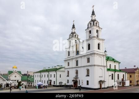 Minsk, Bielorussia, 04.11.21. Cattedrale della discesa dello Spirito Santo, cattedrale principale della Chiesa ortodossa bielorussa nella Città alta di Minsk. Foto Stock