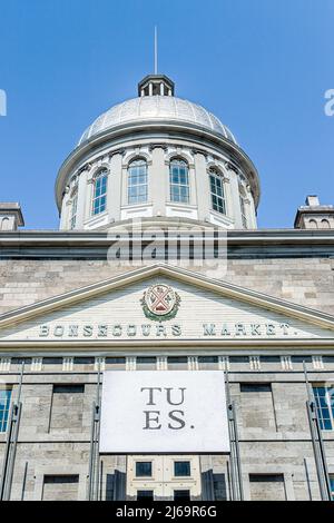 Architettura esterna e cupola del mercato Bonsecours nella città vecchia. Il quartiere storico è un sito patrimonio dell'umanità dell'UNESCO e un importante centro turistico Foto Stock