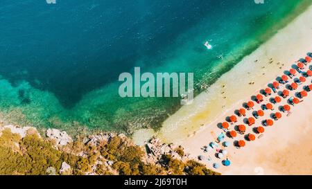 Veduta aerea della spiaggia di Antisamos, Cefalonia, Isole IONIE, Grecia Foto Stock