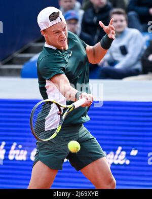 Monaco di Baviera, Germania. 29th Apr 2022. 29 Aprile 2022, Baviera, Monaco: Tennis: ATP Tour - Monaco, Singles, Men, Quarterfinals. Rune (Danimarca) - Ruusuvuori (Finlandia). Holger Rune in azione. Foto: Sven Hoppe/dpa Credit: dpa Picture Alliance/Alamy Live News Foto Stock