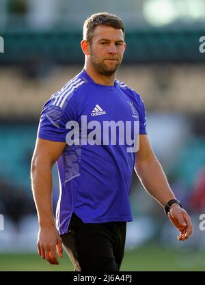 Harlequins allenò Charlie Mulchrone durante il riscaldamento prima della partita della Gallagher Premiership al Cinch Stadium presso i Franklin's Gardens di Northampton. Data foto: Venerdì 29 aprile 2022. Foto Stock