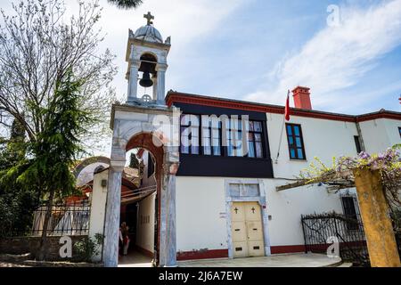 Chiesa di Aya Yorgi a Buyukada, la più grande isola delle Isole dei principi vicino Istanbul. E' una popolare destinazione turistica da Istanbul Foto Stock