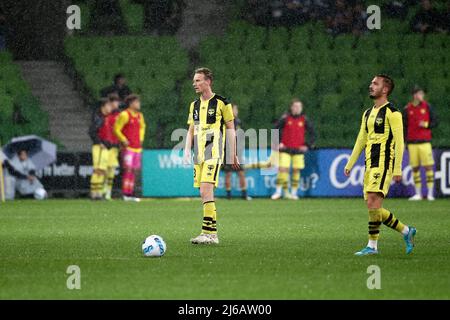 Melbourne, Australia, 29 aprile 2022. Nicholas Pennington di Wellington Phoenix durante la partita di calcio A-League tra Melbourne Victory e Wellington Phoenix all'AAMI Park il 29 aprile 2022 a Melbourne, Australia. Credit: Dave Hewison/Speed Media/Alamy Live News Foto Stock